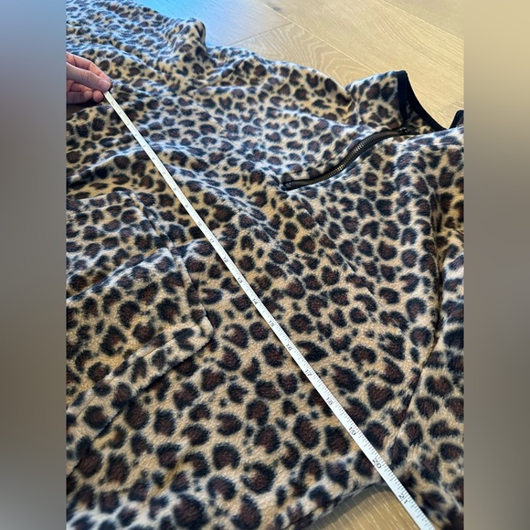 Goodnight Macaroon Cheetah Print Fleece Quarter Zip Long Sleeve Pullover Cropped - Picture 6 of 7